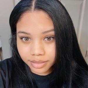 Meet your Posher, Amaya